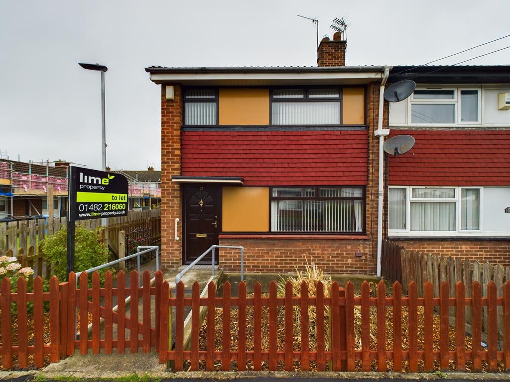 Apollo Walk, Bellfield Avenue, HU8 3 bed terraced house £700 pcm (£