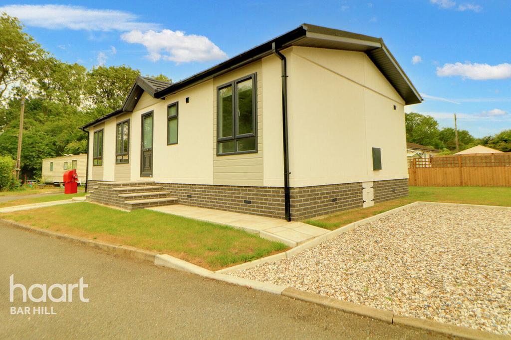 Mill Lane, Cambridge 2 bed park home for sale £265,000