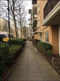 2 bedroom flat to rent - Sail Court, E14