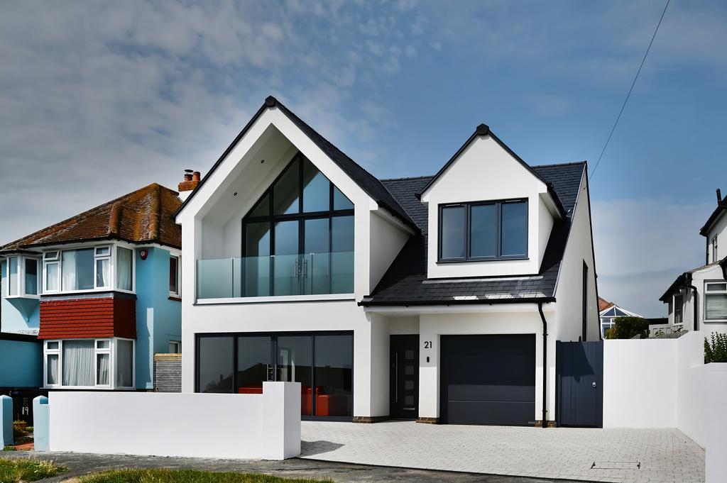 Lenham Road West, Rottingdean, Brighton, East Sussex, BN2 4 bed