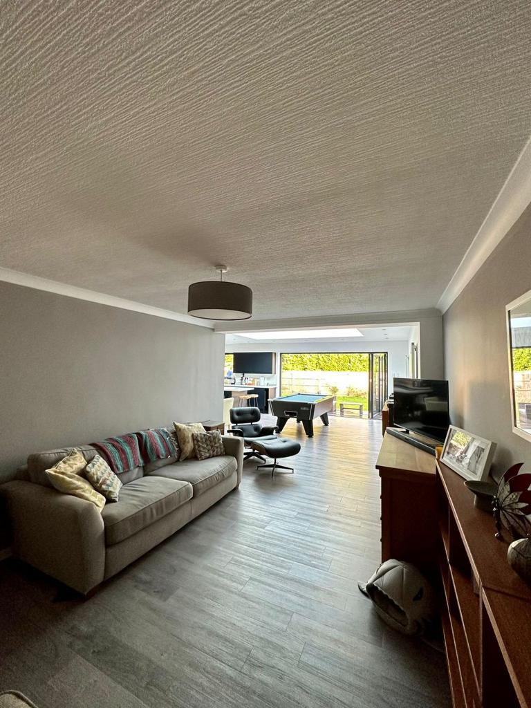 St. Helens Way, Coventry, CV5 4 bed semidetached bungalow for sale £