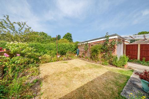 31 Brookside, Jacobs Well, Guildford, GU4 7NS
