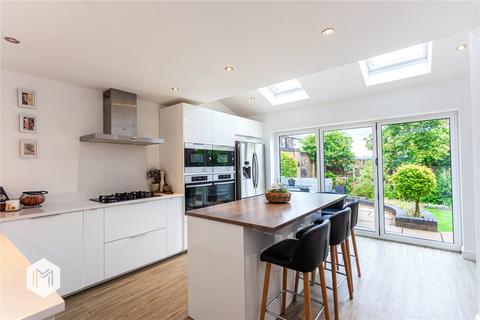 16 Campbell Close, Walshaw, Bury, BL8 3BB