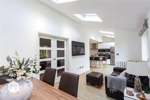 16 Campbell Close, Walshaw, Bury, BL8 3BB