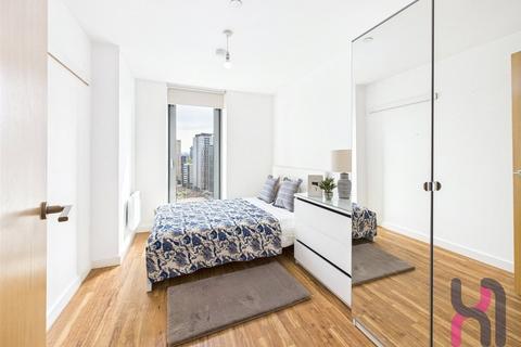 3 bedroom flat to rent, Media City, Michigan Point Tower A,, 9 Michigan Avenue, Salford, M50