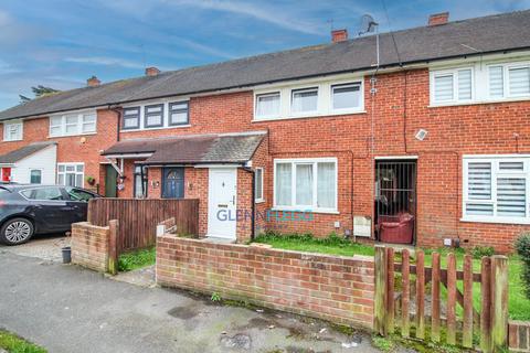 3 bedroom terraced house for sale, Stanley Green East, Langley