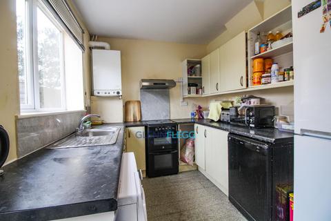 13 Stanley Green East, Slough, SL3 7RF