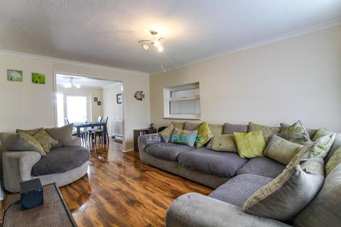 337a Goodman Park, Slough, SL2 5NW