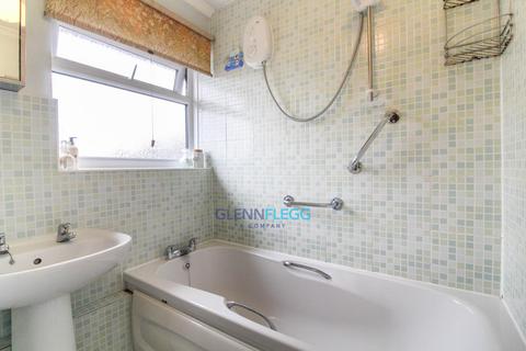 5 Coftards, Slough, SL2 5SN