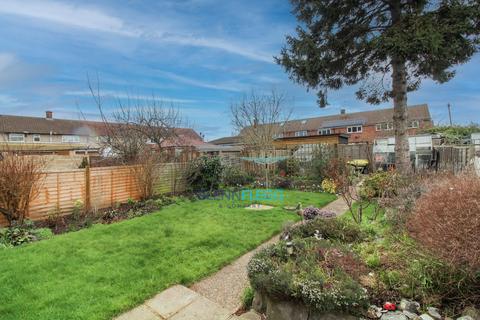 5 Coftards, Slough, SL2 5SN