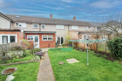 5 Coftards, Slough, SL2 5SN