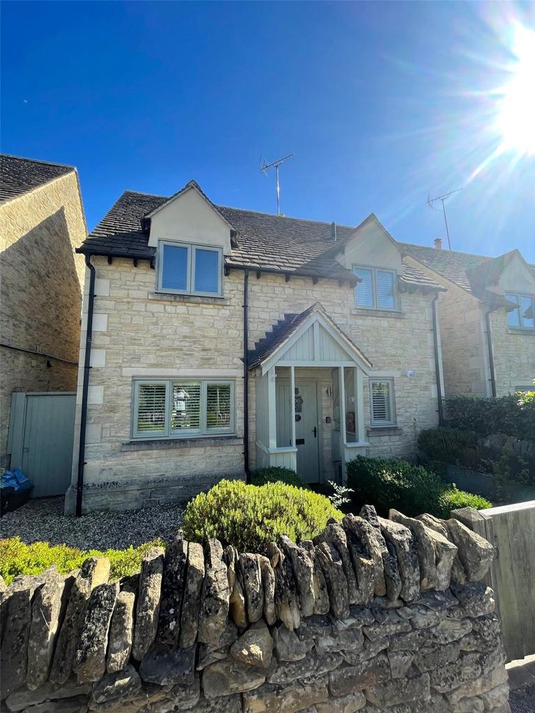 High Trees, Shipton Oliffe, Cheltenham, GL54 3 bed detached house £