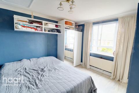 36 Edenbridge Close, Orpington, BR5 3SL