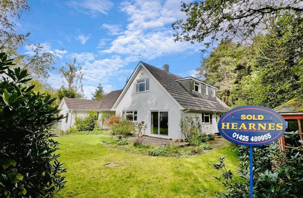 Forest Edge Drive, Ashley Heath... 5 bed detached house for sale £550,000