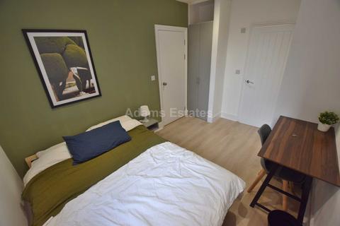 1 bedroom in a house share to rent, Gloucester Road, Reading