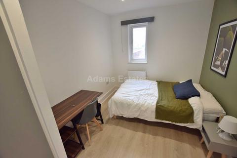 1 bedroom in a house share to rent, Gloucester Road, Reading