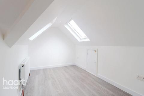 1 bedroom apartment to rent, Bensham Manor Road, Thornton heath