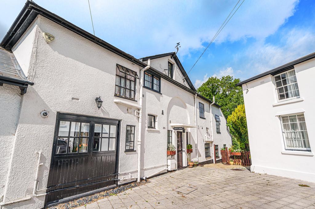 Mill Hill Village NW7 3 bed property for sale £1,440,000