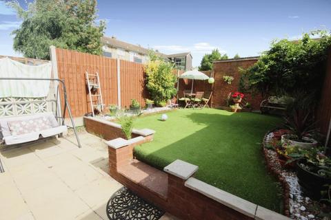 27 Randolph Road, Slough, SL3 7QF
