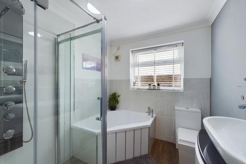 59 Elveley Drive, West Ella, Hull, HU10 7RX