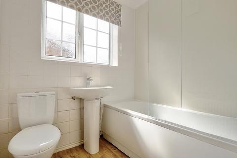 65 Briggs Avenue, South Bank, Middlesbrough, TS6 6XL