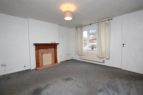 3 bedroom semi-detached house to rent, Copse Close, Burton Latimer NN15