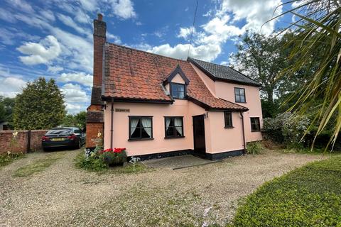 4 bedroom detached house for sale, The Green, North Lopham