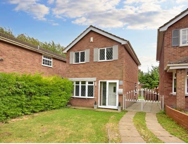 Padstow Way, Trentham, Stoke On Trent, ST4 3 bed detached house for