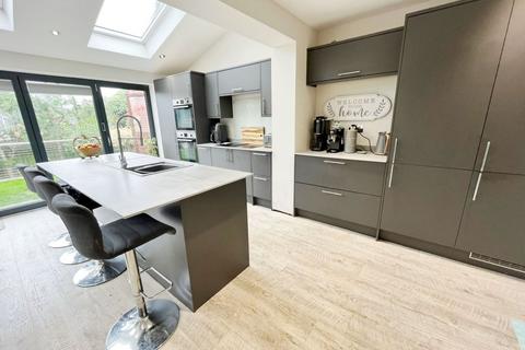 19 Partridge Close, Northampton, NN2 8BL