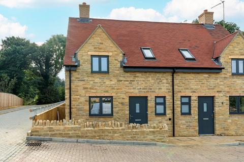 3 bedroom semi-detached house for sale - Grove Road, Bladon, OX20