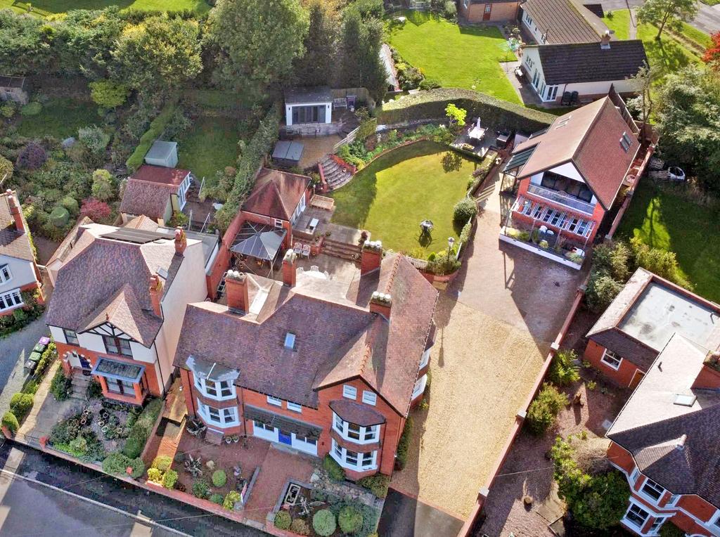 Hazler Crescent, Church Stretton, SY6 8 bed detached house £1,150,000