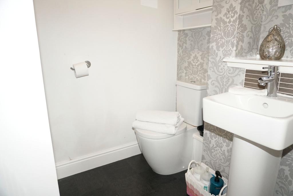 Ensuite