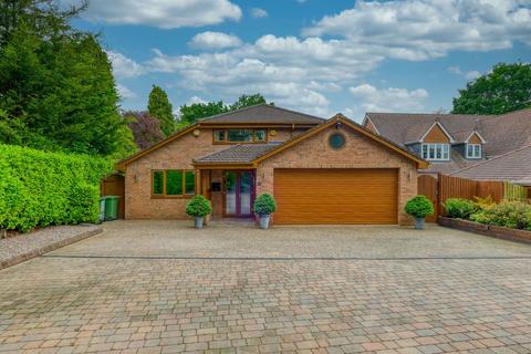 61 Lowbrook Lane, Tidbury Green, Solihull, B90 1QS