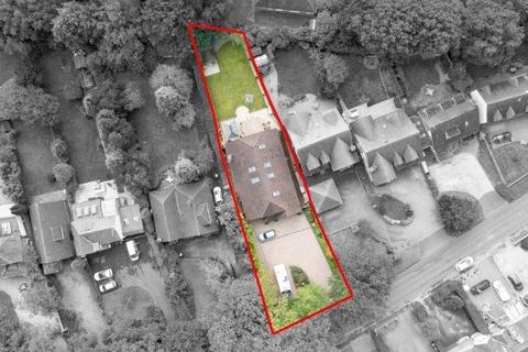 61 Lowbrook Lane, Tidbury Green, Solihull, B90 1QS