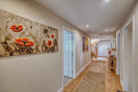 61 Lowbrook Lane, Tidbury Green, Solihull, B90 1QS