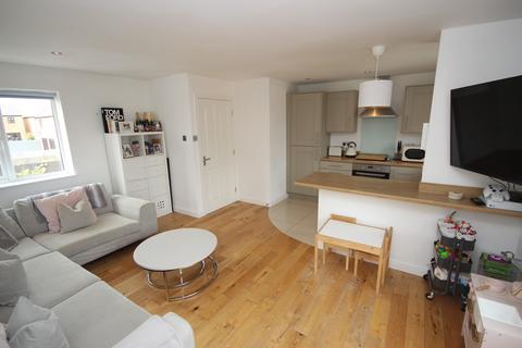 2 bedroom flat for sale, Countess Way, Earsdon View, Newcastle upon Tyne, NE27 0FN