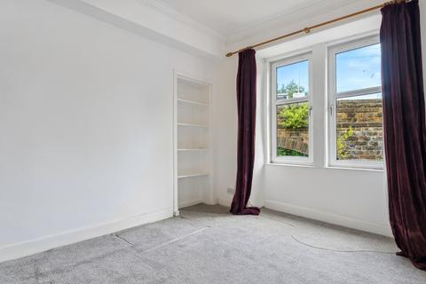 1/2, 8 Ettrick Place, Glasgow, G43 1UB