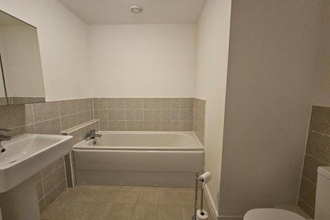 2 bedroom flat to rent, Mulberry Road, Renfrew, PA4