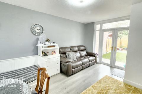 3 bedroom semi-detached house for sale, Western Avenue, Lincoln