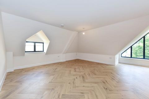 Studio for sale, Somerset Road, Ealing