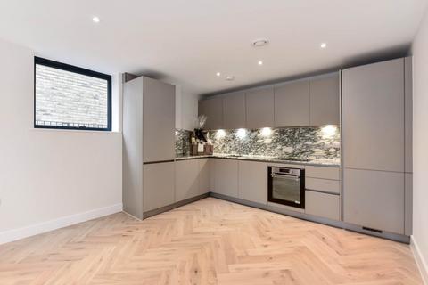 3 bedroom apartment for sale, Somerset Road, Ealing