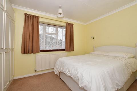 3 Oakway Close, Bexley, DA5 1EL