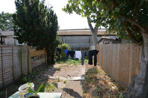 7 School Road, Hounslow, TW3 1QU