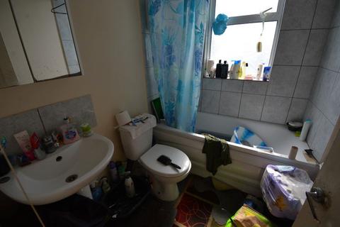 7 School Road, Hounslow, TW3 1QU