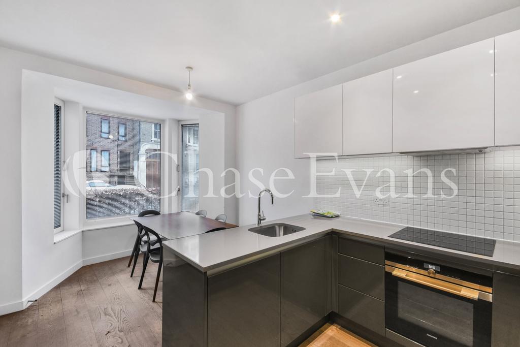 Kitchen dining room