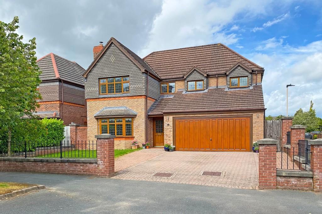 Rhodes Drive, Harrogate 4 bed detached house - £780,000