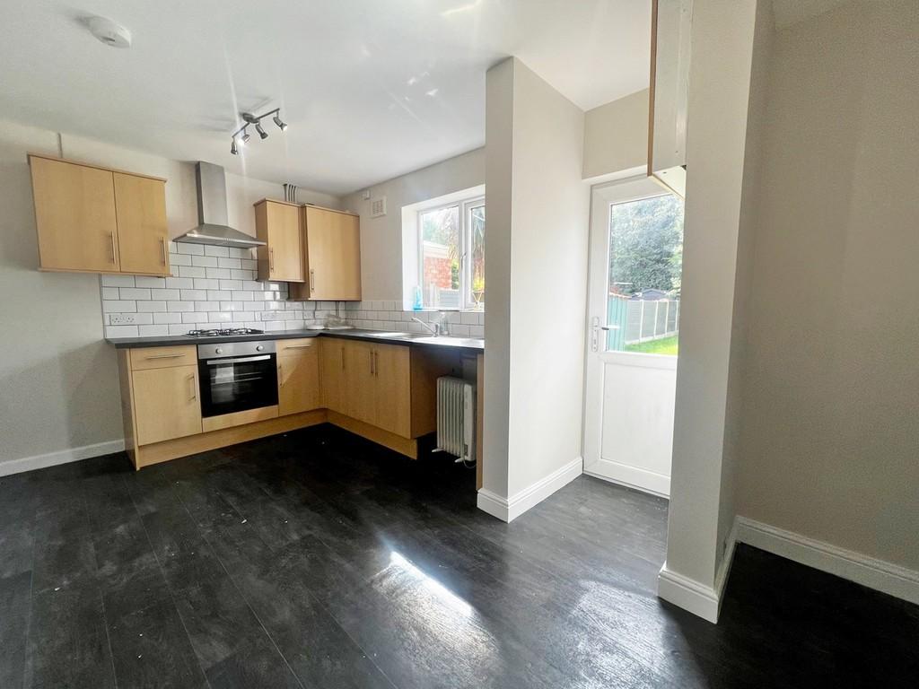 Roscoe Crescent, Weston Point, Runcorn 2 bed semidetached house £750