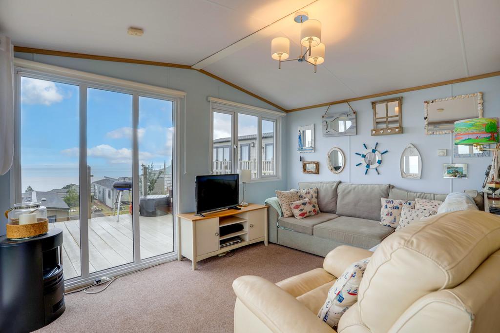 Coast View, Torquay Road, Shaldon 2 bed lodge for sale £100,000