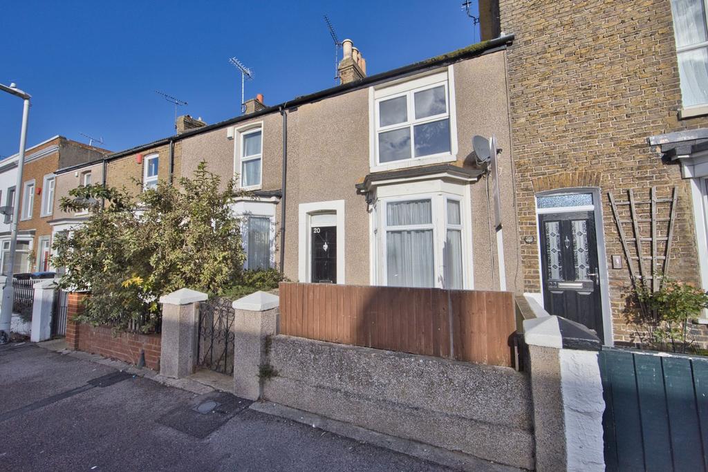 Milton Avenue, Margate, CT9 2 bed terraced house £145,000