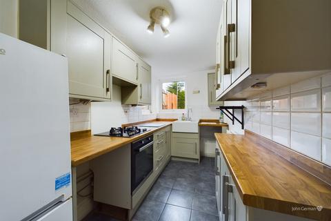 41 Forest Road, Burton-on-trent, DE13 9TW